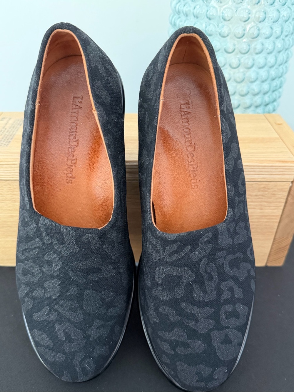L’Amour Des Pieds Black Slip-On Casual women’s Shoes - Picture 2 of 12
